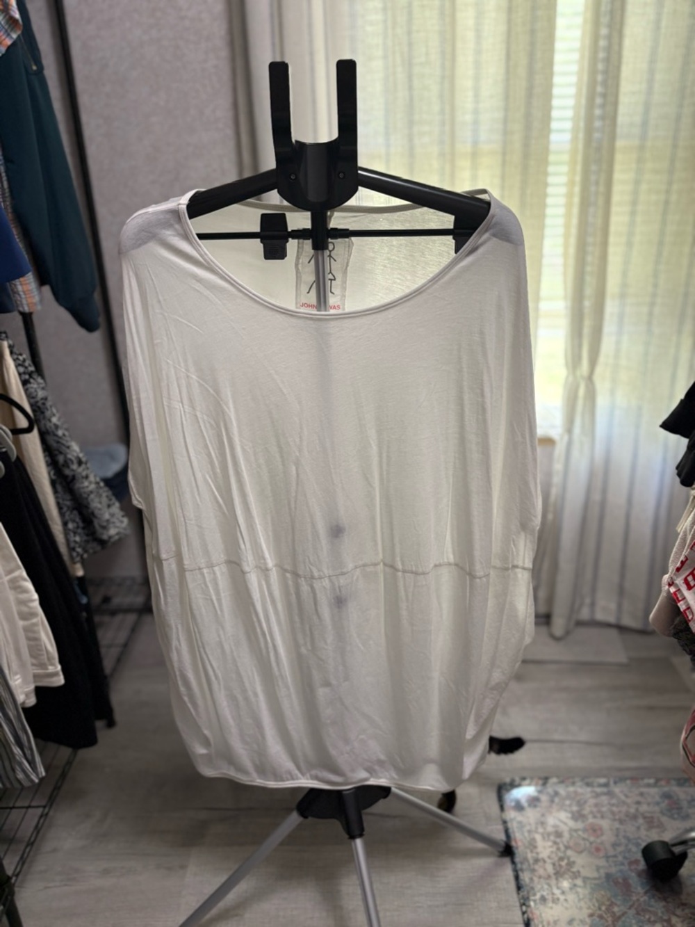 Women's White Johnny Was Scoop Neck Lightweight Top